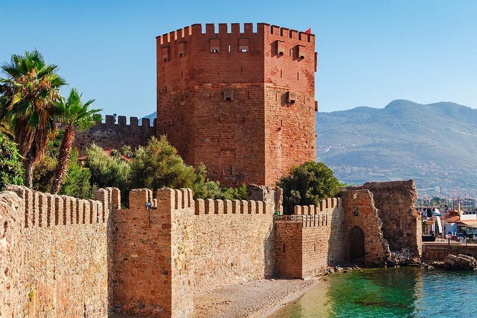 Red Tower i Alanya